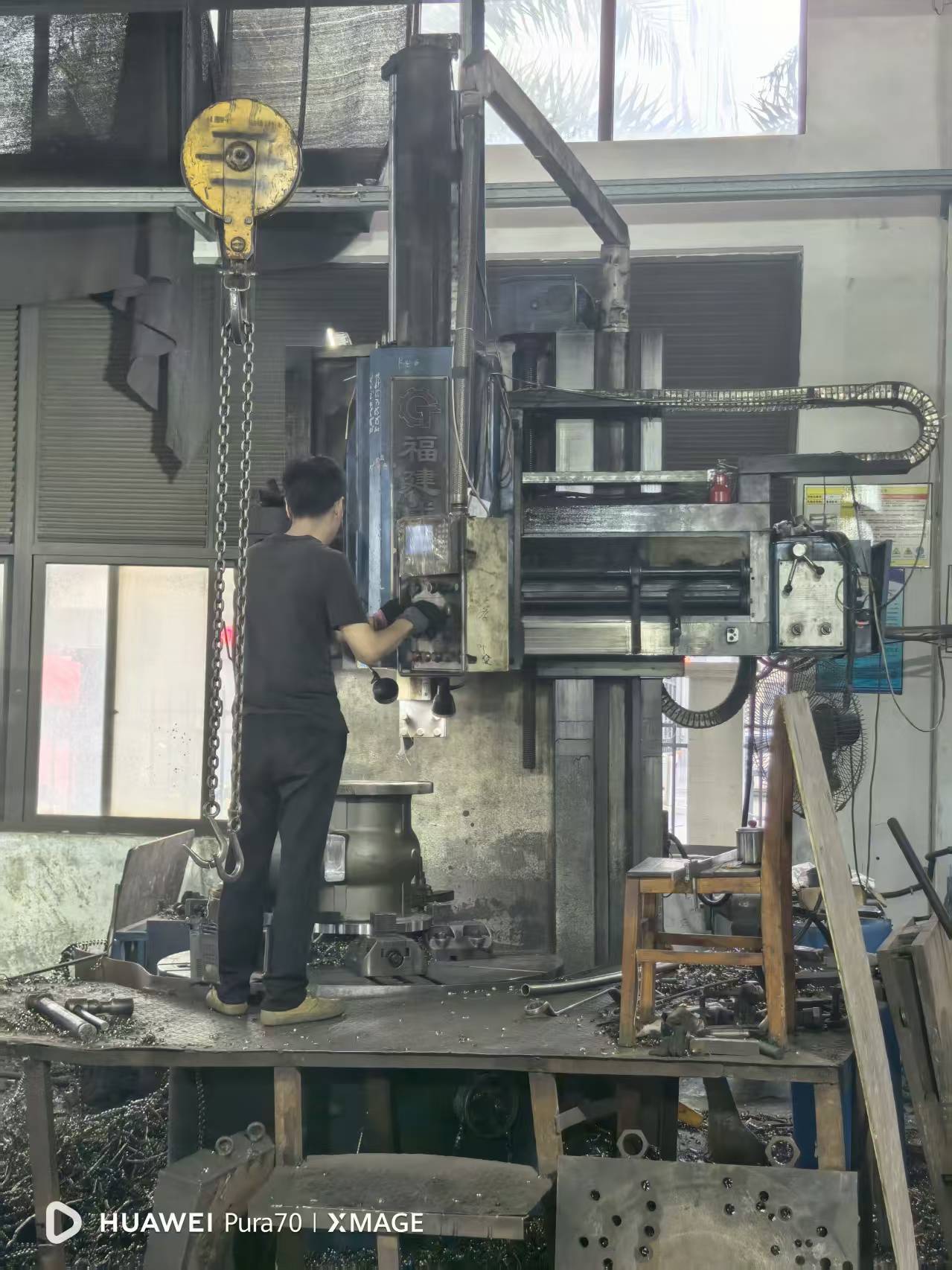 三伏 “蒸” 考验，精工 “闸” 得住 —— 上海麻豆日记下载闸阀车间生产现场直击(图1)
